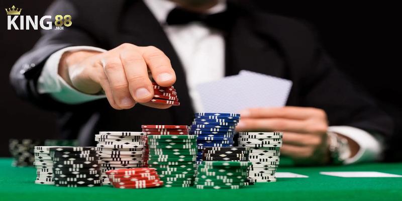 Live Casino 3 Hội viên King88 có thể trải nghiệm nhiều biến thể của Poker